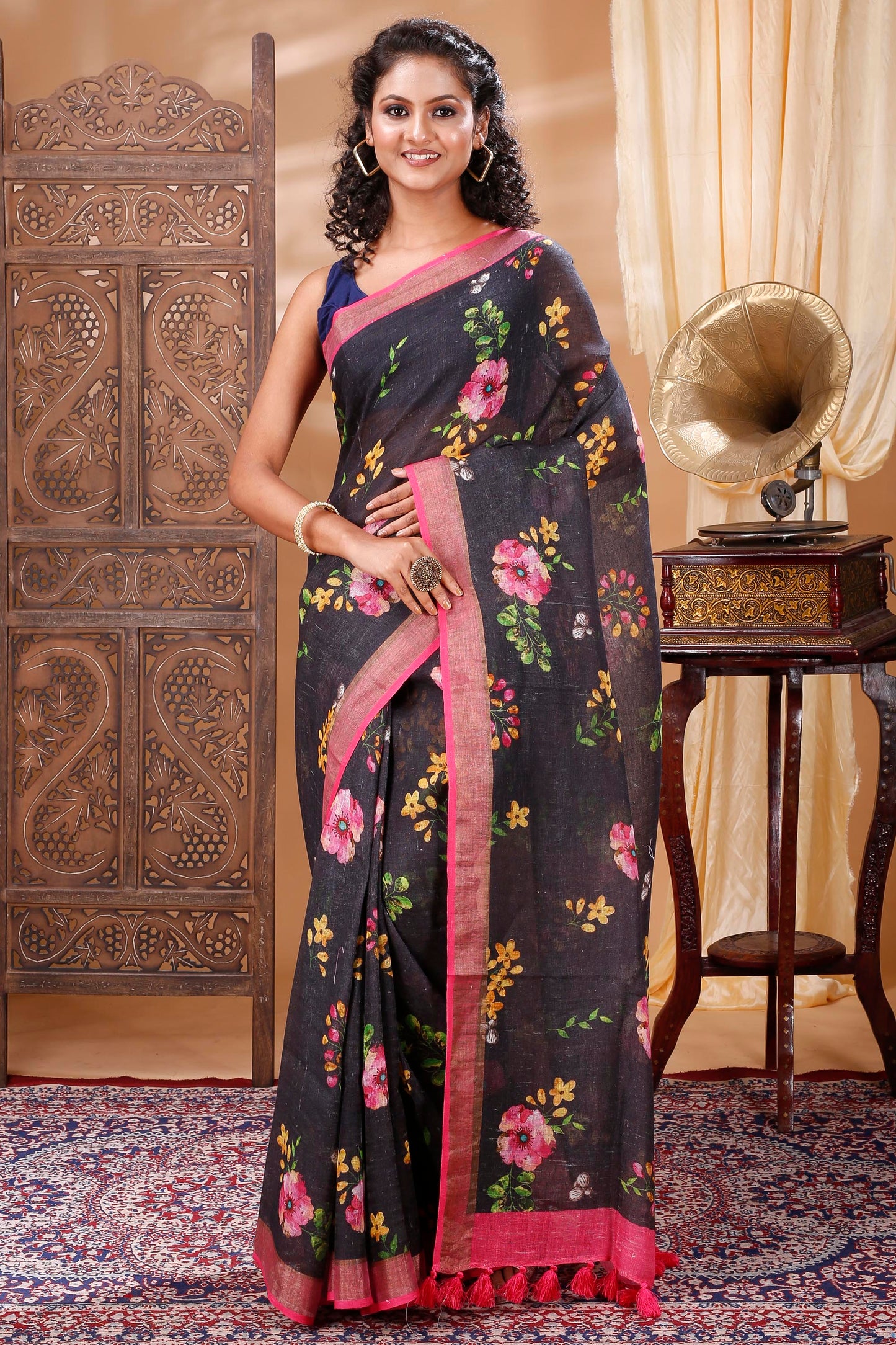 ELEGANT FLORAL PRINT PURE LINEN SAREE