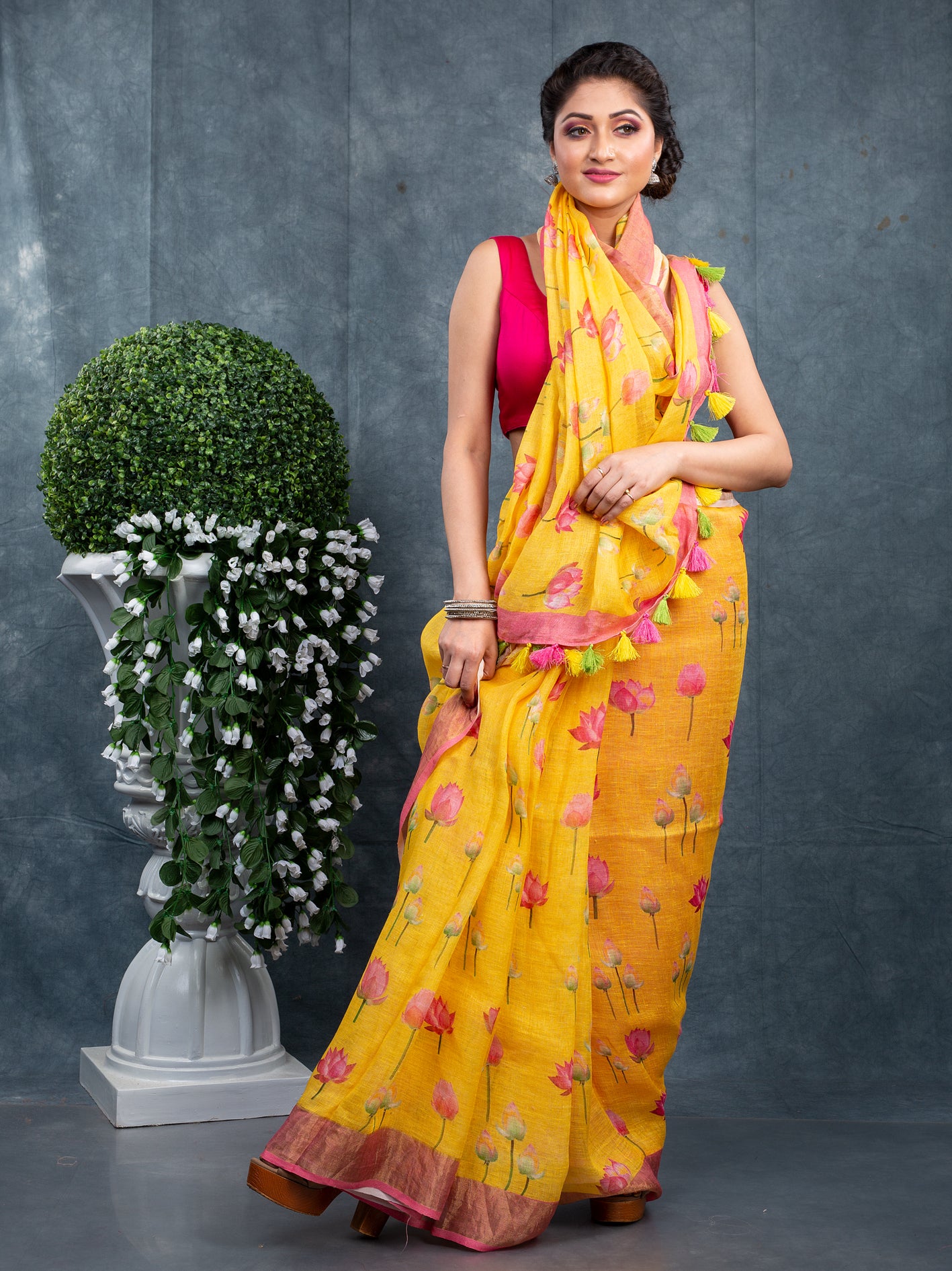 PURE LINEN LOTUS PRINT SAREE