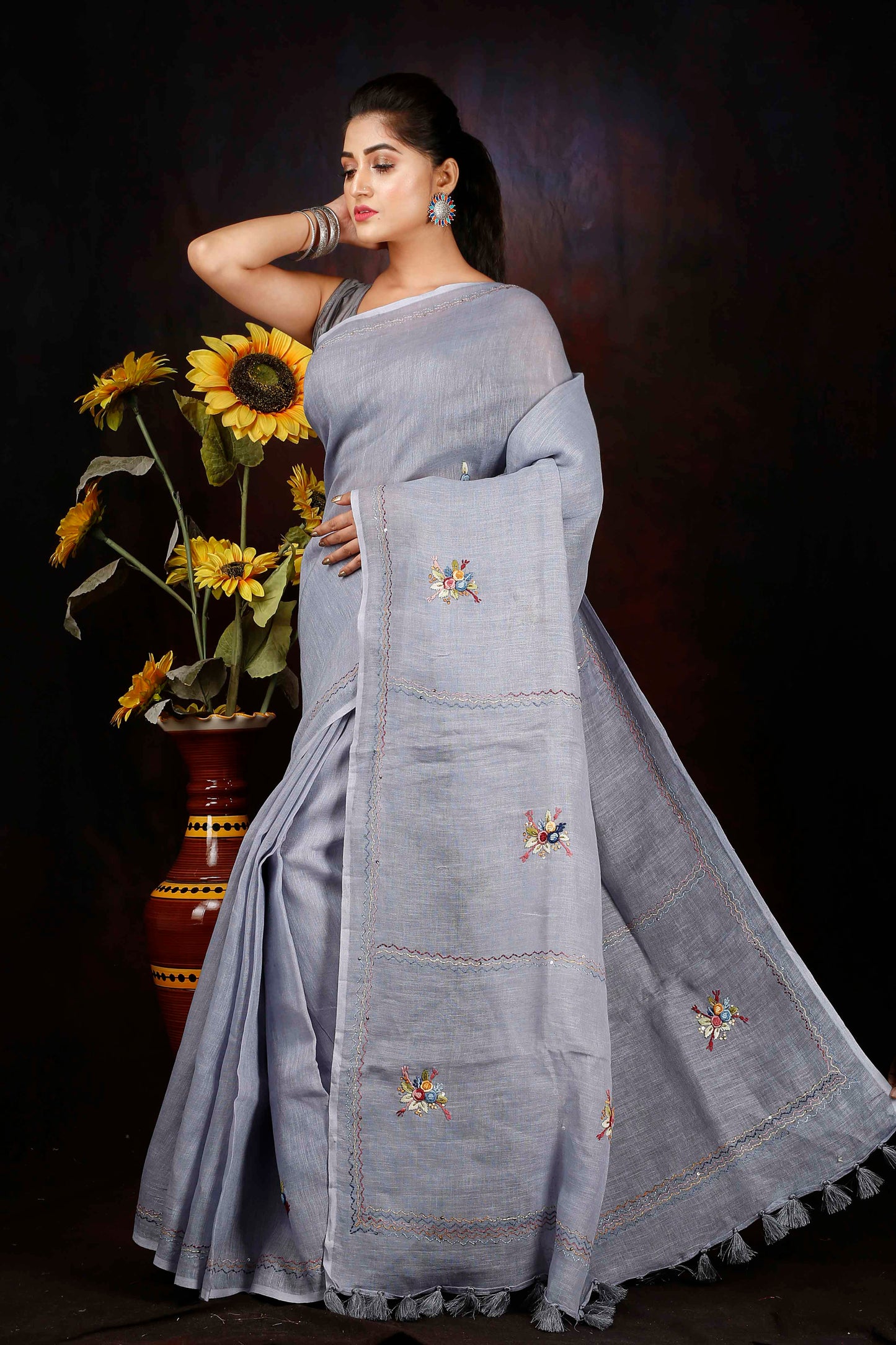 PREMIUM QUALITY LINEN EMBROIDERY SAREE