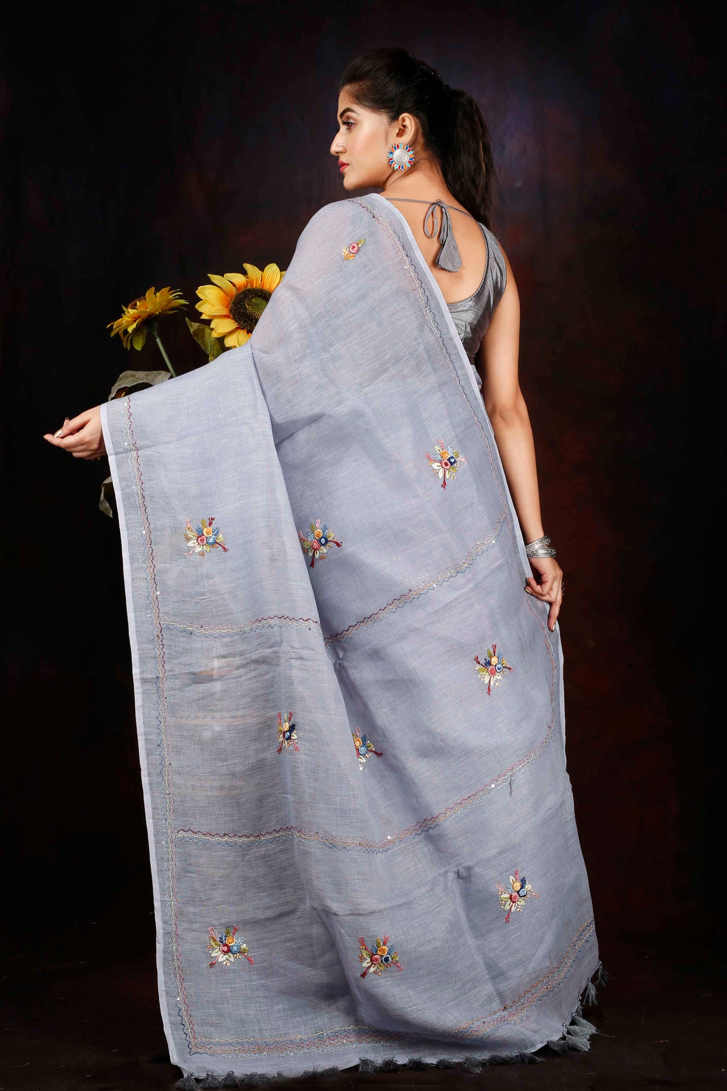 PREMIUM QUALITY LINEN EMBROIDERY SAREE